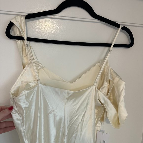 NWT Reformation Ronda Maxi Silk Dress Sz 10 Ivory One Shoulder Low Cowl Neck - Picture 7 of 9